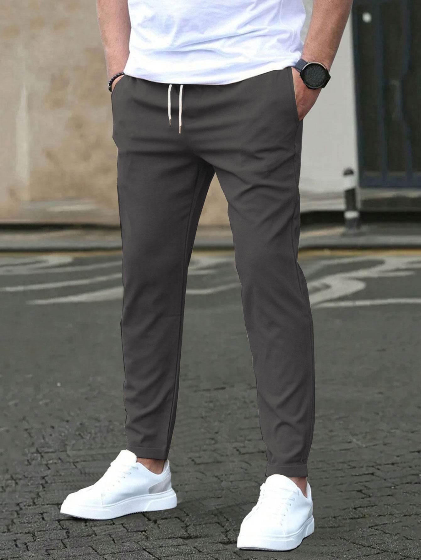 Pantalon court décontracté coupe slim avec étiquette en cuir, couleur unie - Droxev