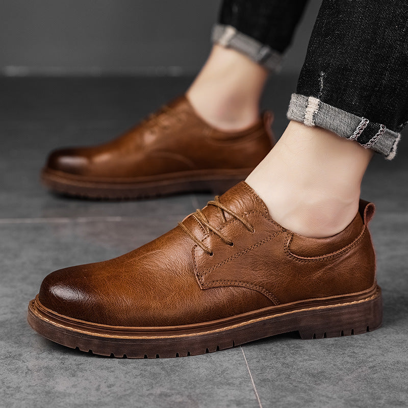 Costumes d'affaires et chaussures décontractées en cuir pour hommes