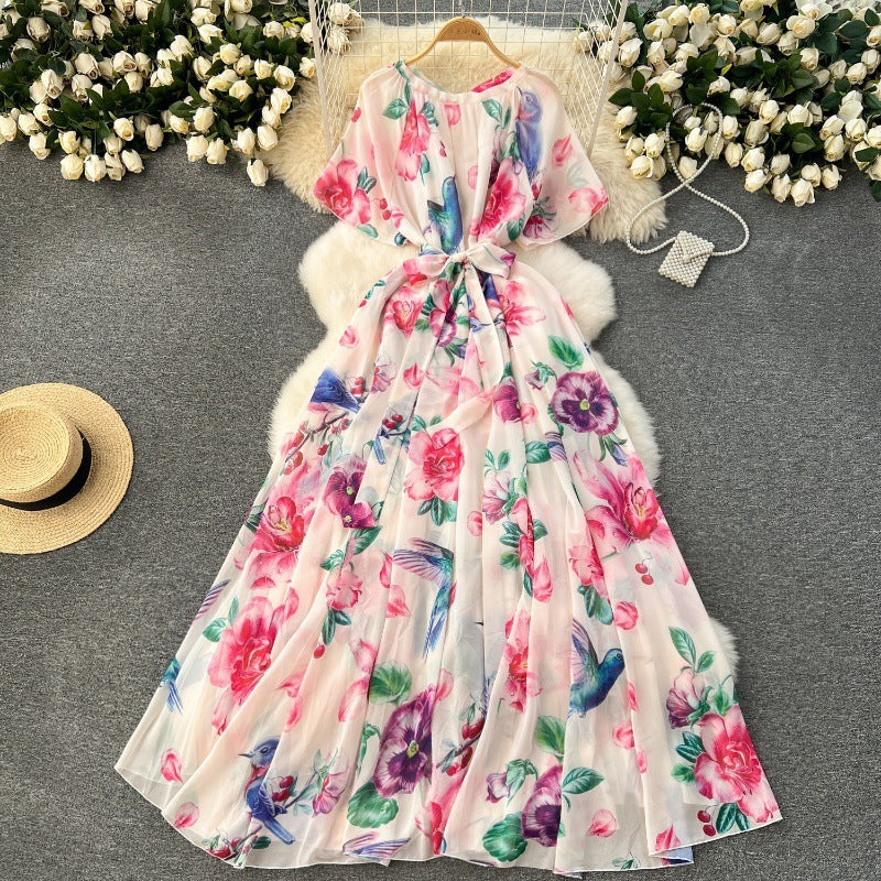 Robe moulante à lacets imprimée
