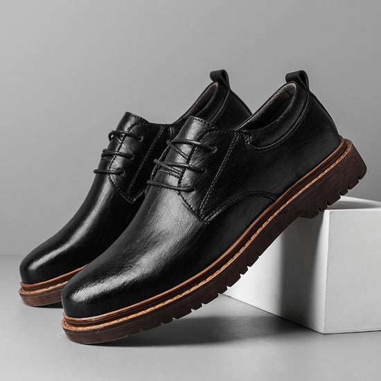 Costumes d'affaires et chaussures décontractées en cuir pour hommes