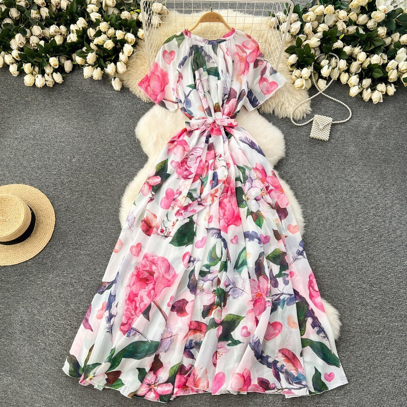 Robe moulante à lacets imprimée