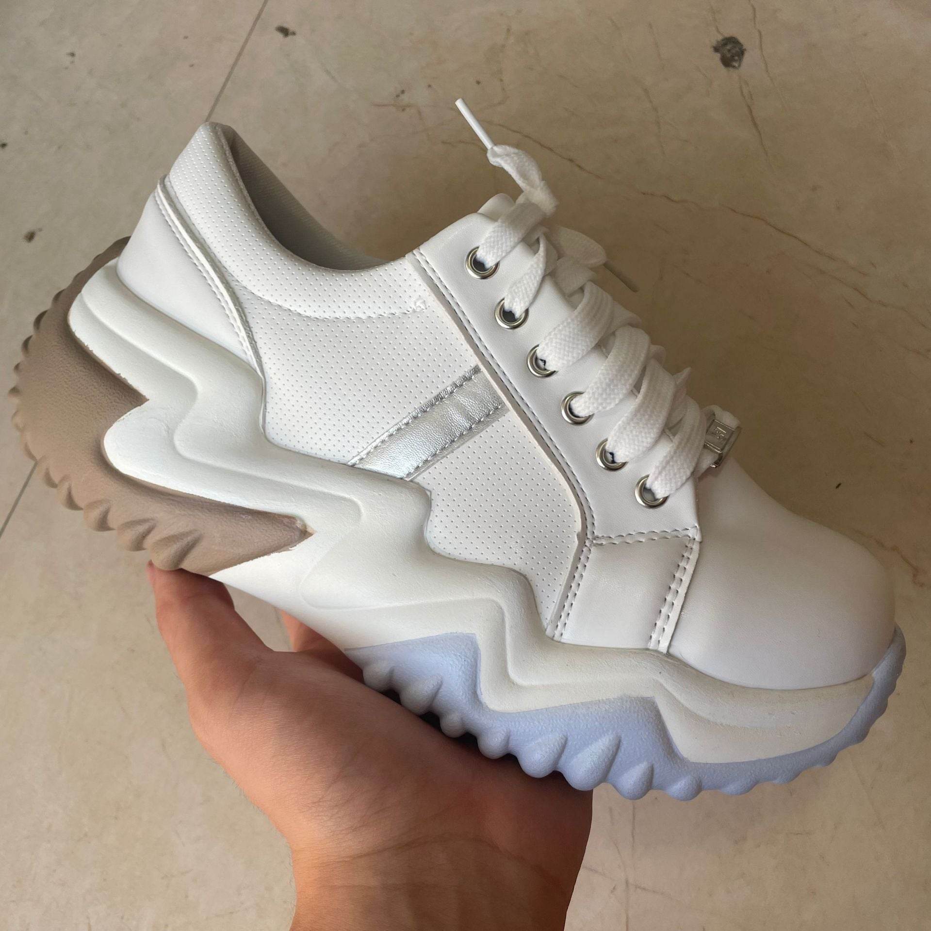 Chaussures de papa à semelles épaisses et dentelées - Droxev