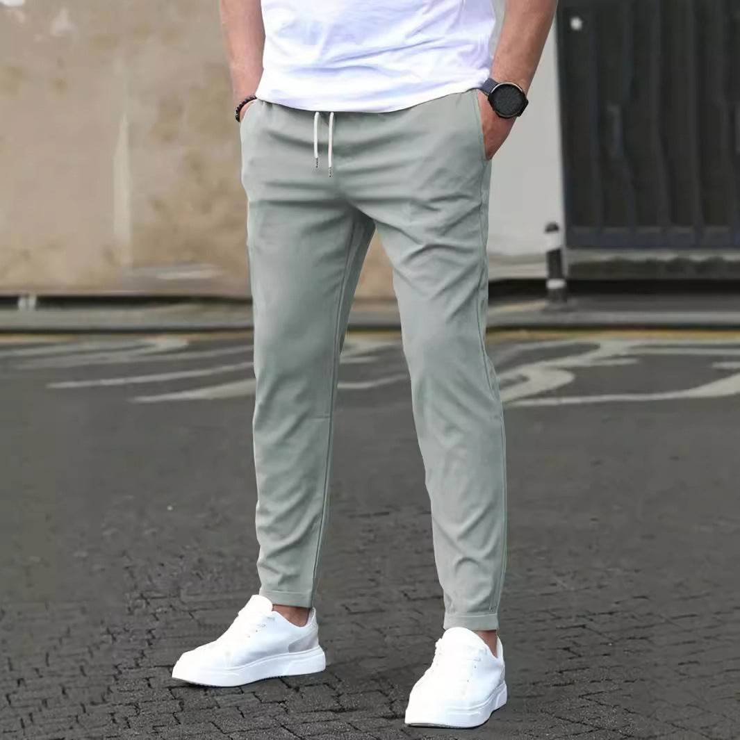 Pantalon court décontracté coupe slim avec étiquette en cuir, couleur unie - Droxev