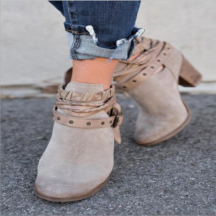 Bottines Élégantes à Talons Hauts