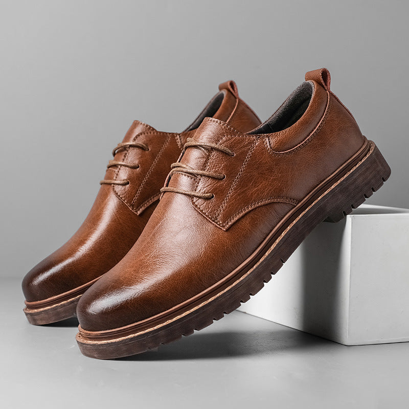 Costumes d'affaires et chaussures décontractées en cuir pour hommes