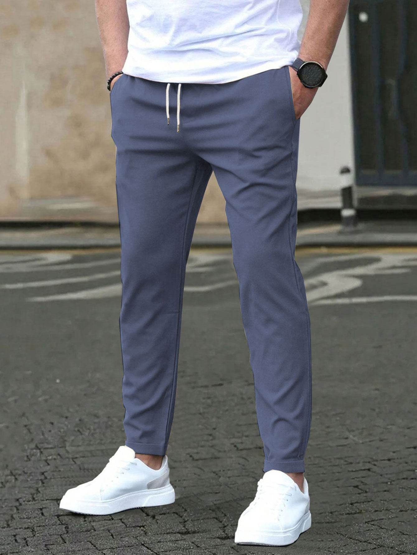 Pantalon court décontracté coupe slim avec étiquette en cuir, couleur unie - Droxev